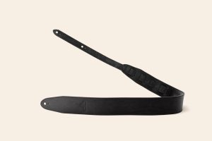 Leedon Tor guitar strap in black Super Soft leather with black suede lining