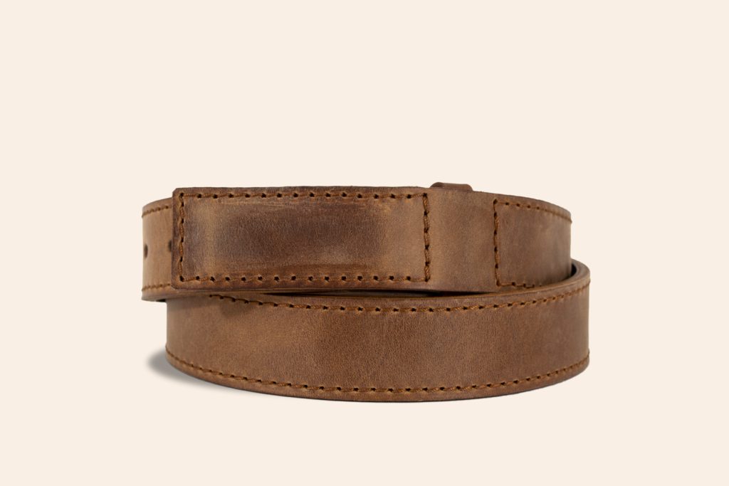 Buckleless leather belt in Tan leather